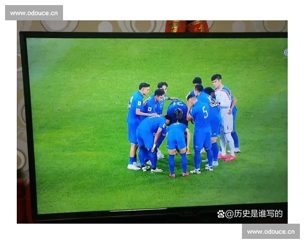 激烈对决与团队精神记一次难忘的足球比赛